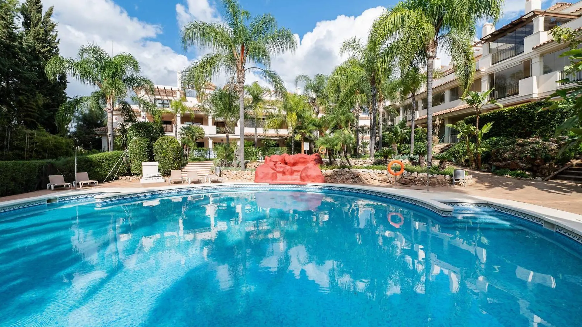 Puerto Banus Charming Apartment Marbella